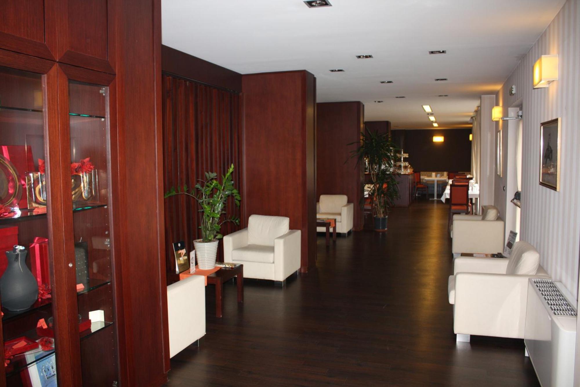 Hotel 2C Legnano Exterior photo
