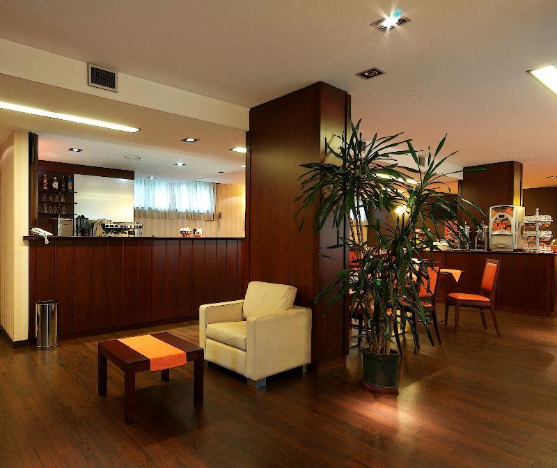 Hotel 2C Legnano Exterior photo